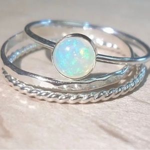 Women Vintage White Simulated Opal Silver Ring Jewelry Size 7